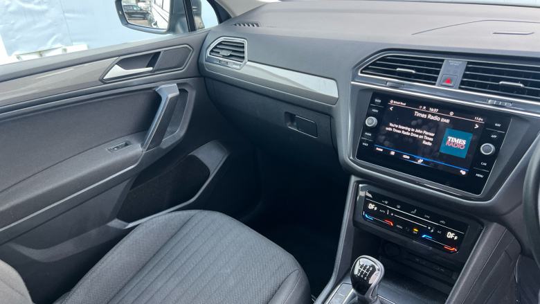 Volkswagen Tiguan Allspace 1.5 TSI Life 5dr Petrol Estate